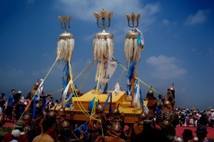 传承八个世纪的拖雷伊金祭奠祭祀 