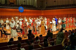 马头琴交响音乐会北疆雄风昨晚在西安音乐厅精彩上演在