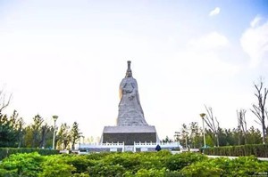  伊金霍洛旗：旅游兴旗春色满园