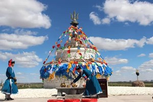一个美得宁静、爱得热烈的地方——蒙古源流文化产业园区